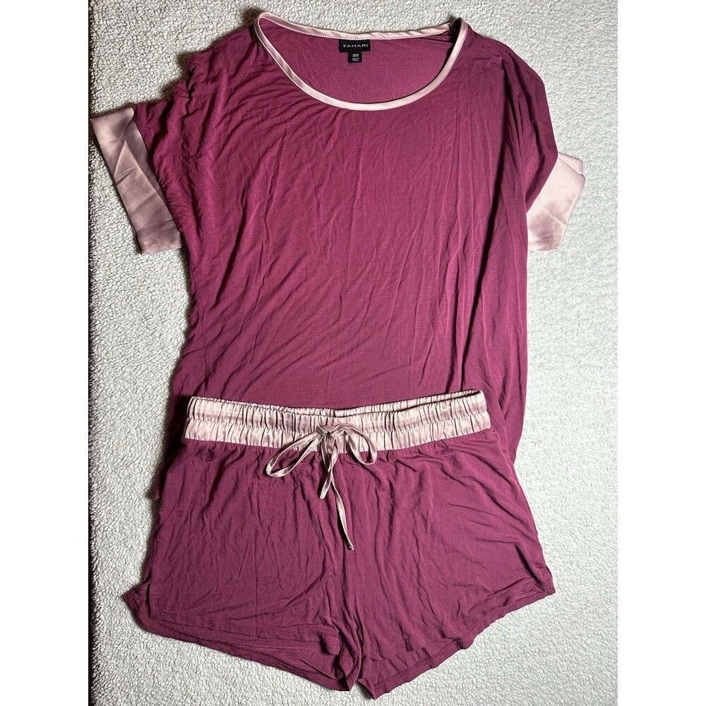 Tahari Pajama Top & Shorts Set Pink With Satin Neck Line, Sleeve, Waist Sz M